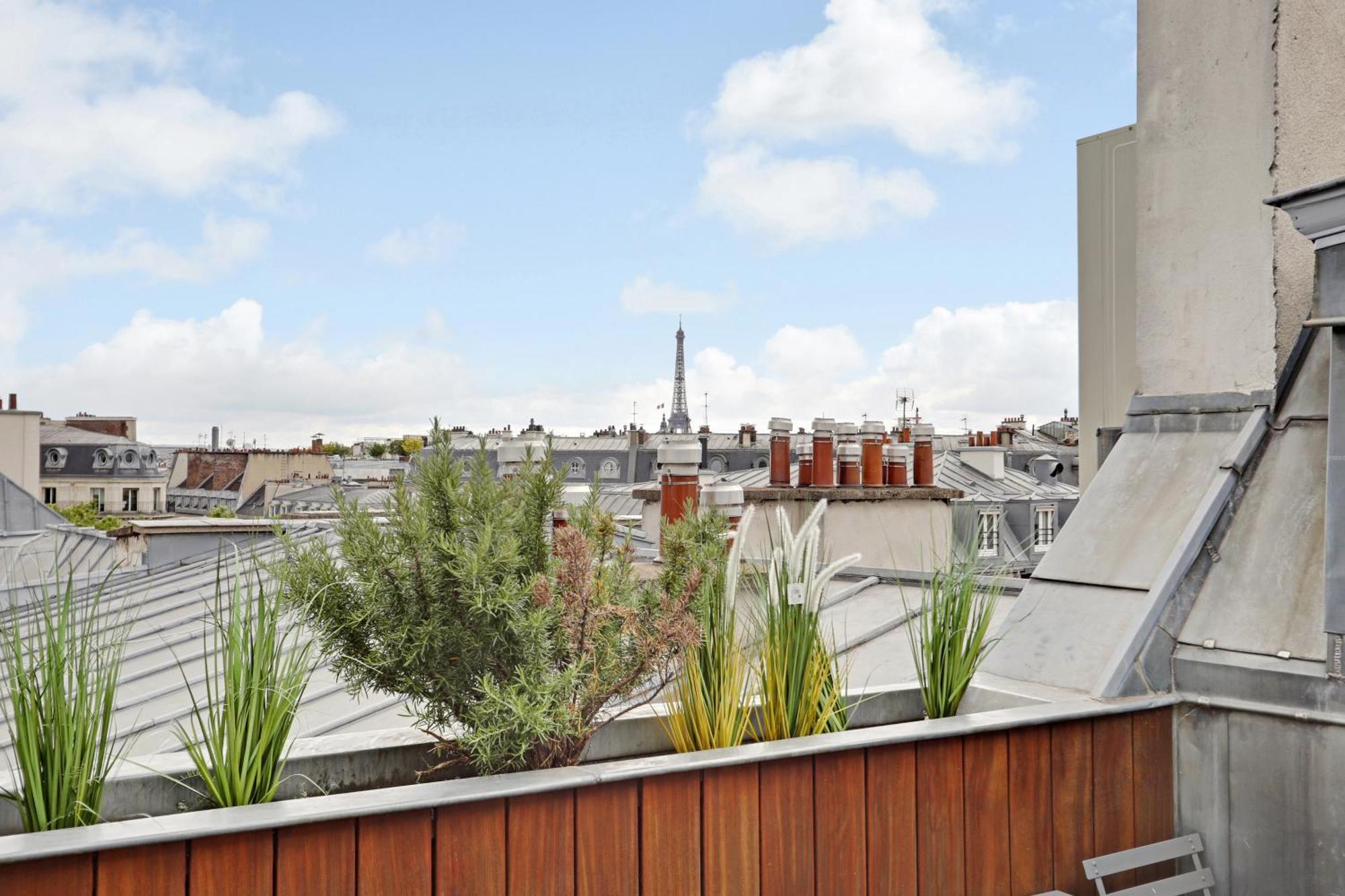 Maison Galante's With Services In La Madeleine - Opera Appartamento *