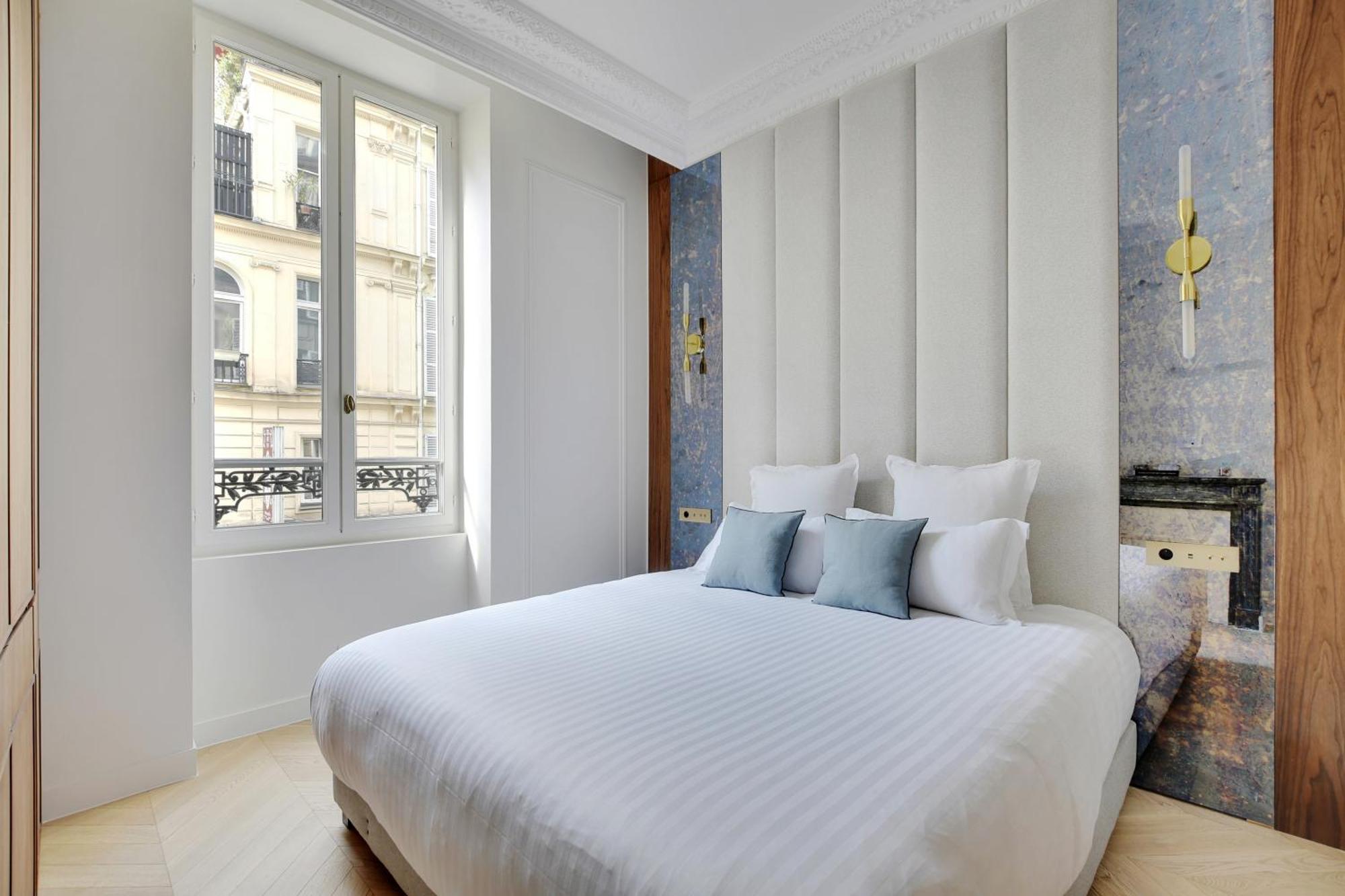 Maison Galante's With Services In La Madeleine - Opera Appartamento *